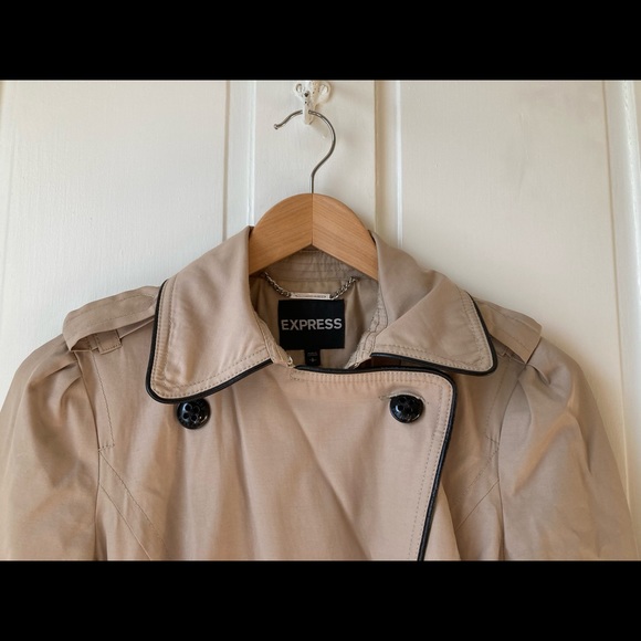 Express Fitted Trench Coat, Size S - Picture 4 of 11